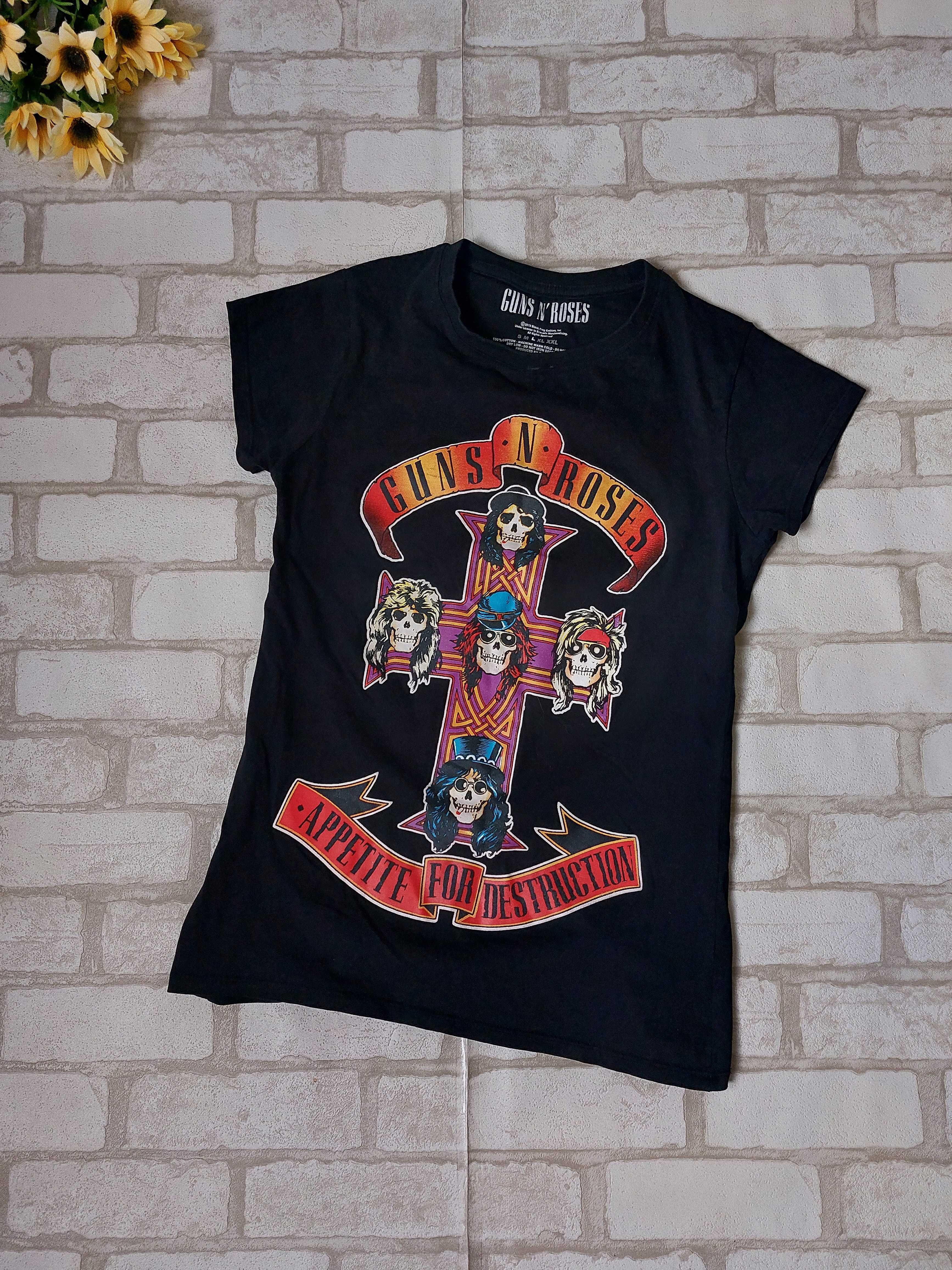 Футболка черная с черепами на кресте Guns n'roses