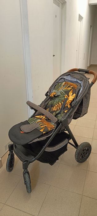 Wózek spacerowy Lionelo