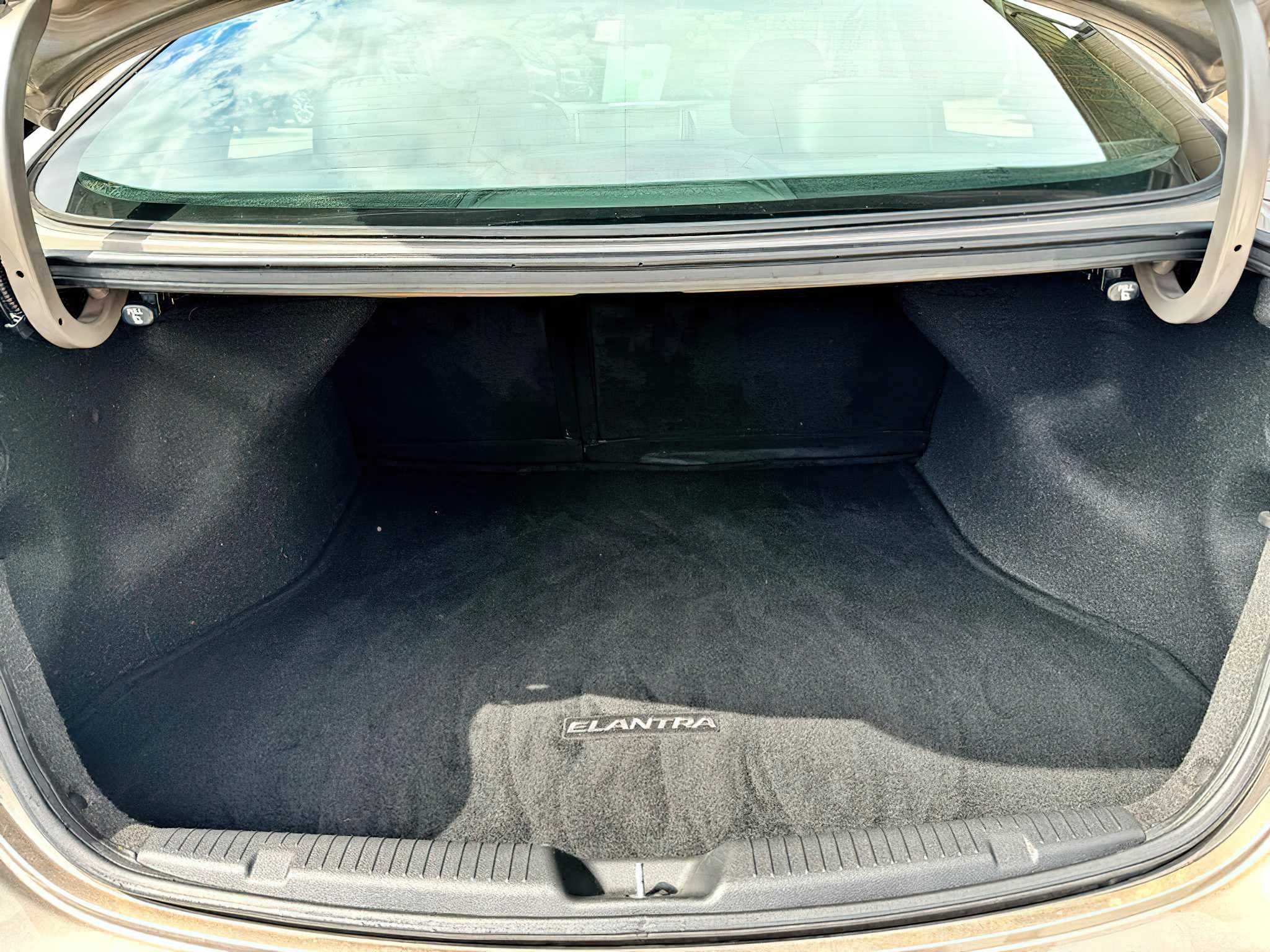 Hyundai Elantra Limited 2015