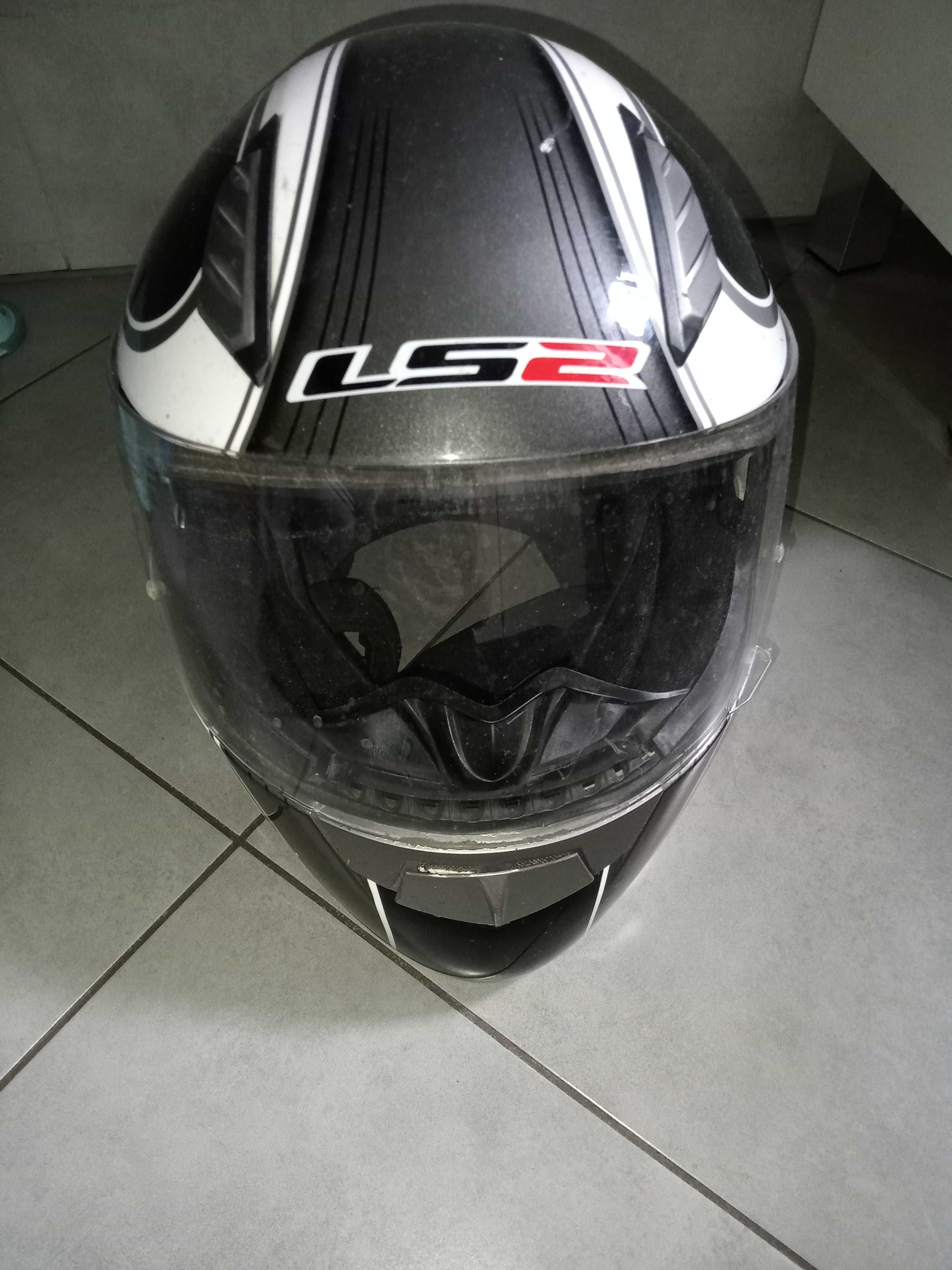 Kask motocyklowy używany