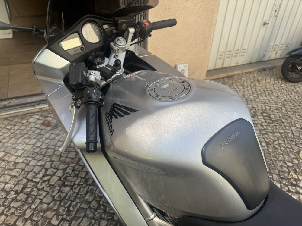 Mota Honda VFR 800 de 2003