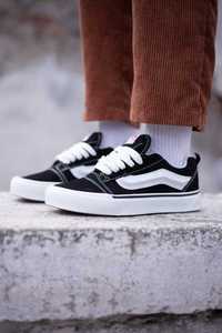 Жіночі кеди Vans KNU Skool Black White