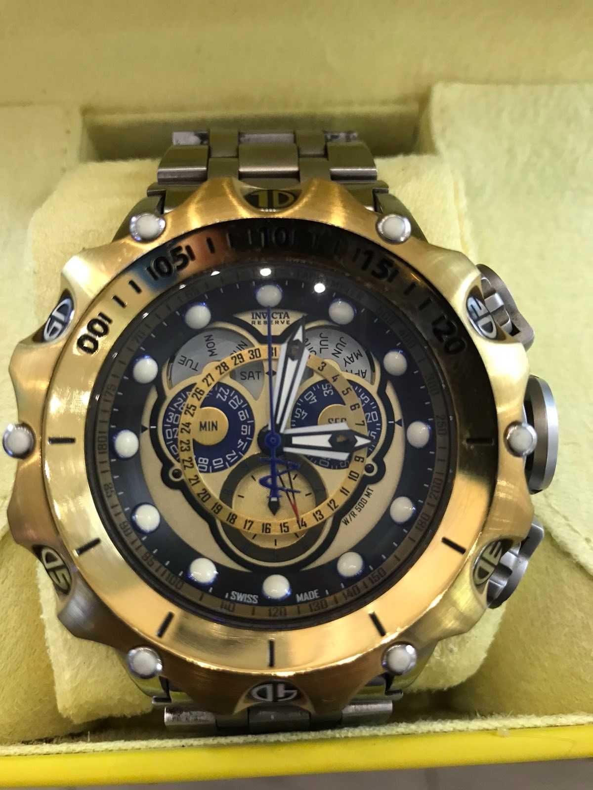 Часы Мужские! INVICTA 16807 Venom Quartz Chronograph Dial Watch Gold