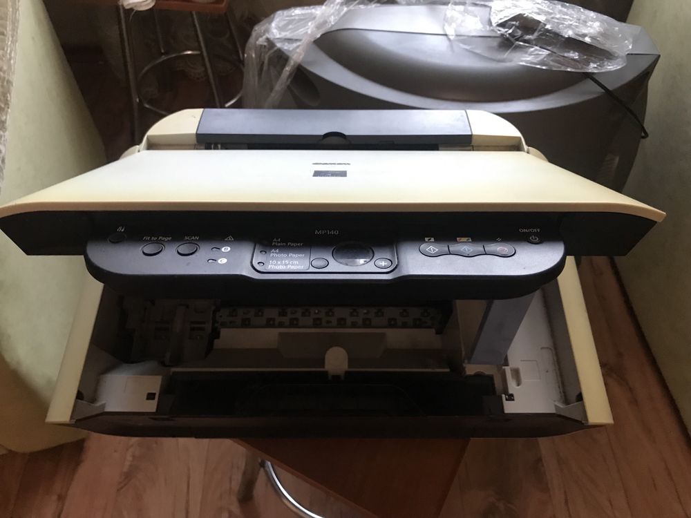 Принтер сканер копир три в одном,Canon mp140,рабочий