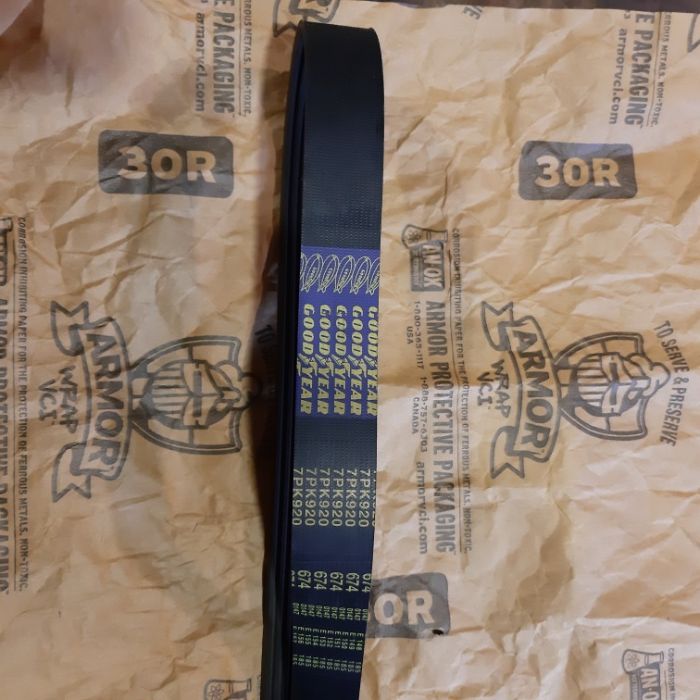 Ремень 7РК920  новый