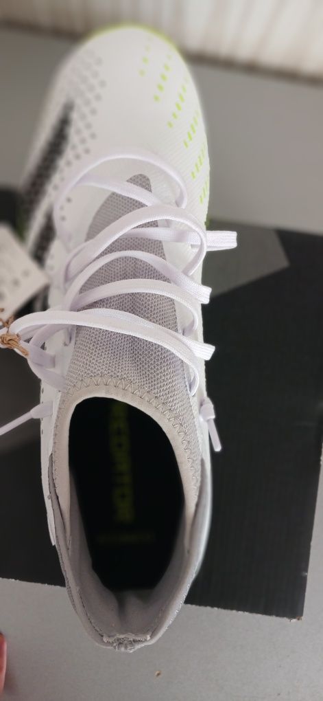 Сороконожки Adidas Predator Accuracy.3 TF 27см