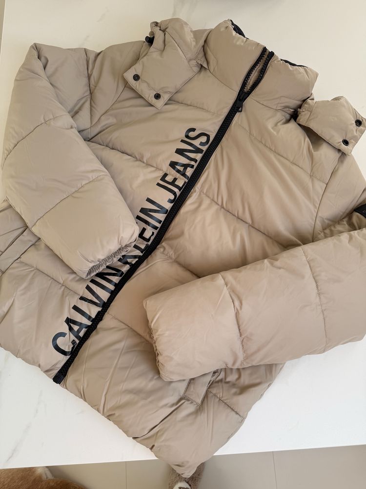 Beżowa zimowa kurtka Calvin Klein Jesns Essentials XXL