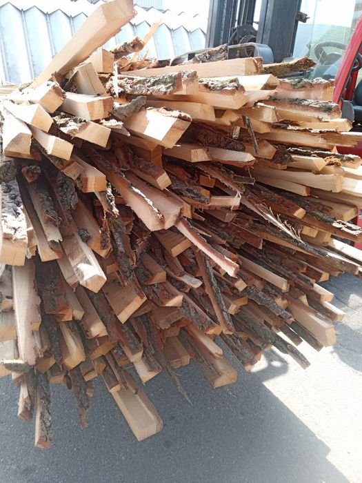 Продам дрова дубові.та соснові 6000гр.