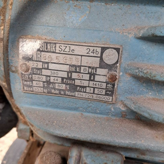 Piła pilarka heblarka 380V/400V 2,2 KW kółka transportowe, dwa paski