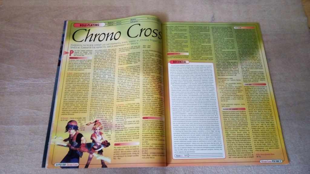 Czasopismo Psx fan nr. 10/2000 ( 28 ) z plakatem