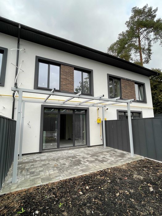 Таунхаус з частковим ремонтом в Ірпені на 1.5 сот. 130м2, Газ