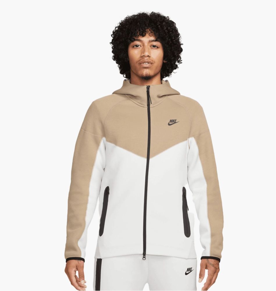 Nike tech fleece xs