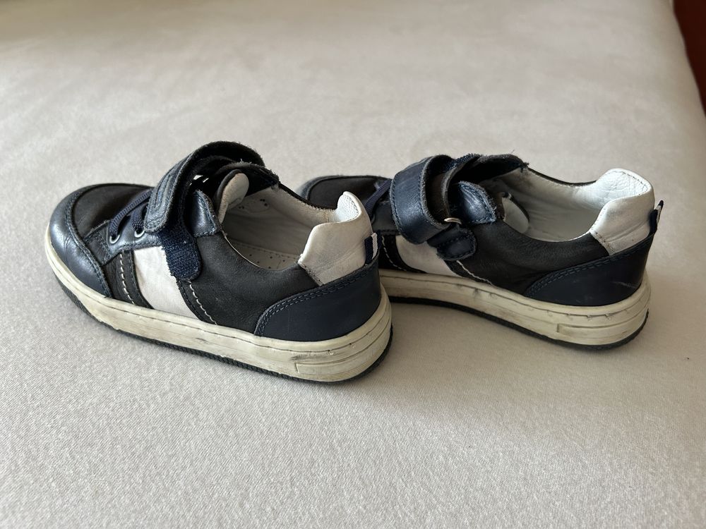 Buty wiosenne dla chlopca r.27