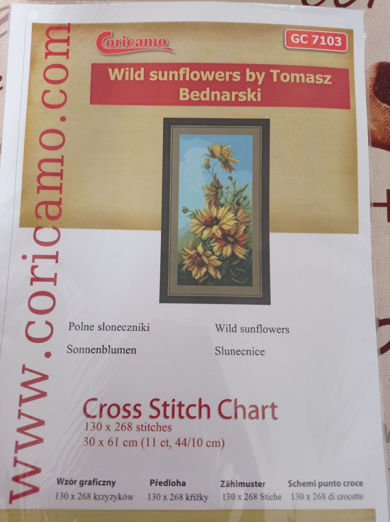 Haft krzyżykowy.Wzór graficzny Pole słoneczników