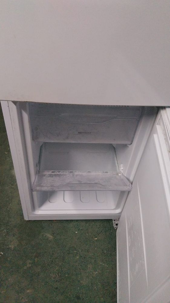 Frigorifico Indesit combinado branco