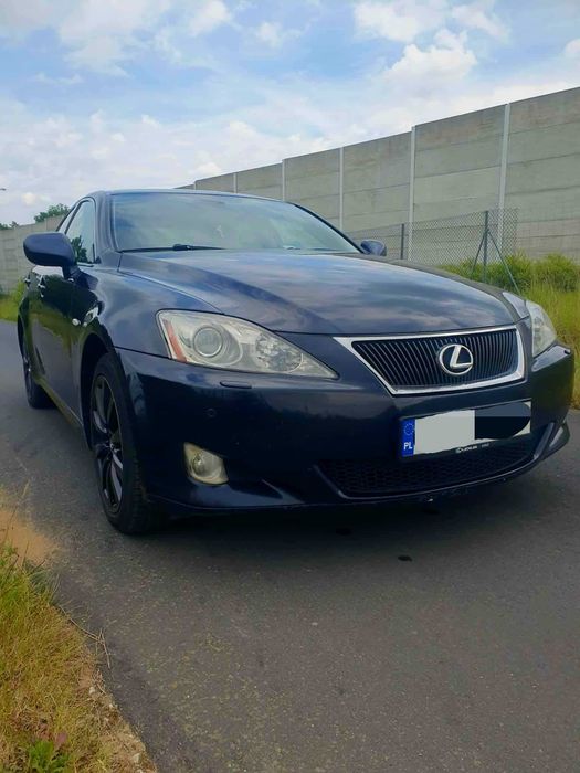 Sprzedam auto marki Lexus IS220 d