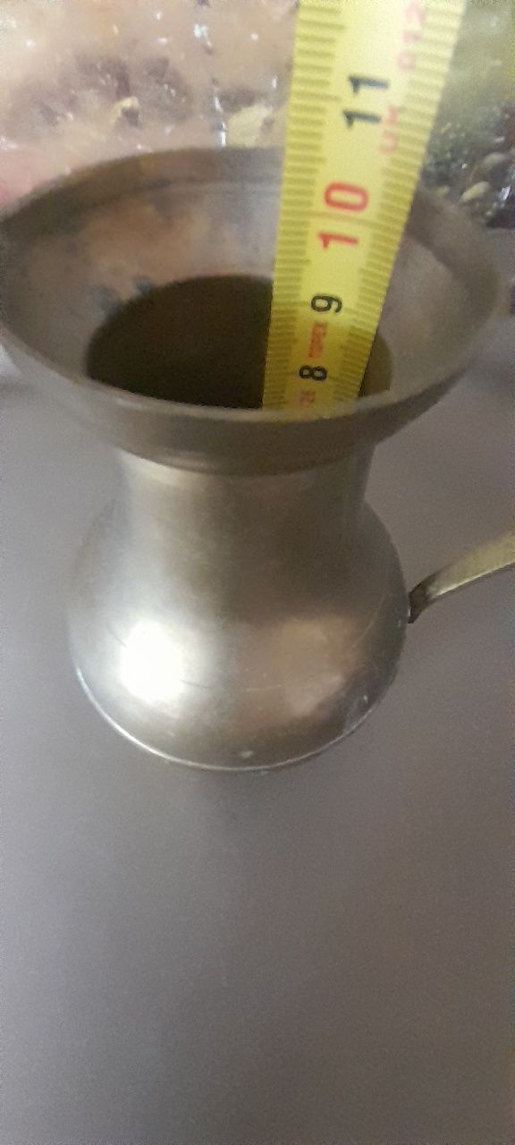 Dzbanek,dzbanuszek mosiężny