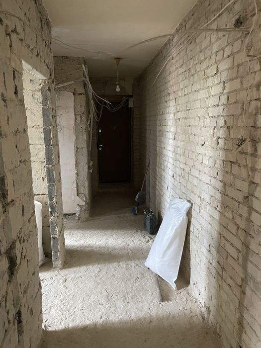 Демонтаж, штукатурки, плитки,перегородок,стяжки,гіпсокартону,обоїв.