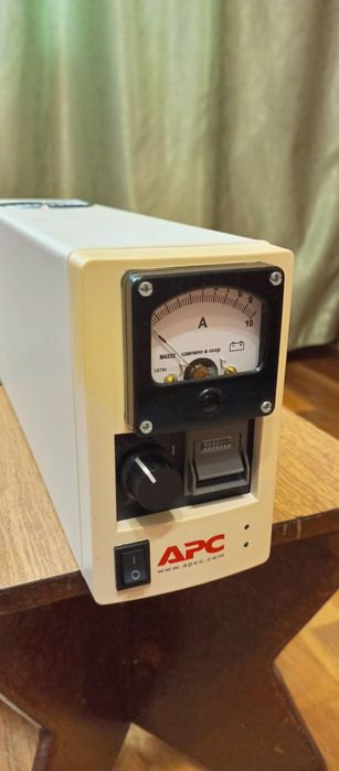 Зарядное устройство для аккумуляторов.