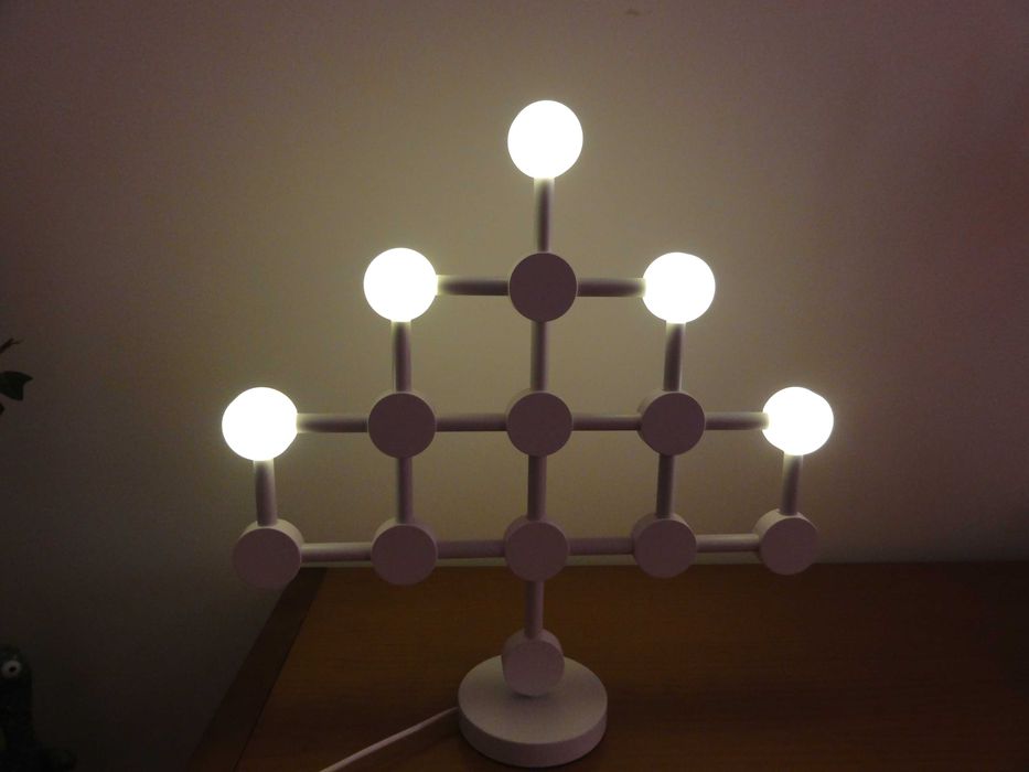 Candeeiro com leds