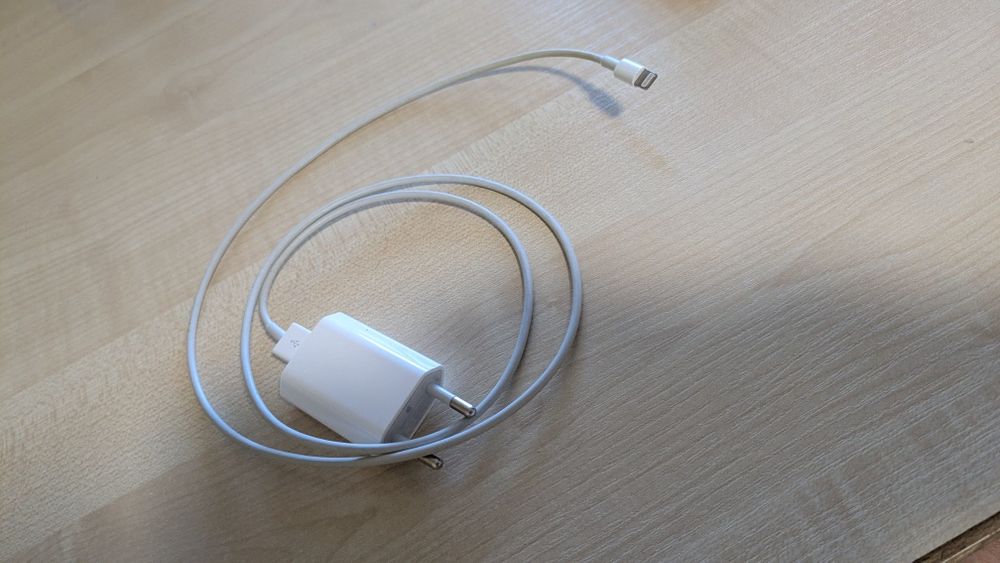 Блок живлення apple a2118 5w