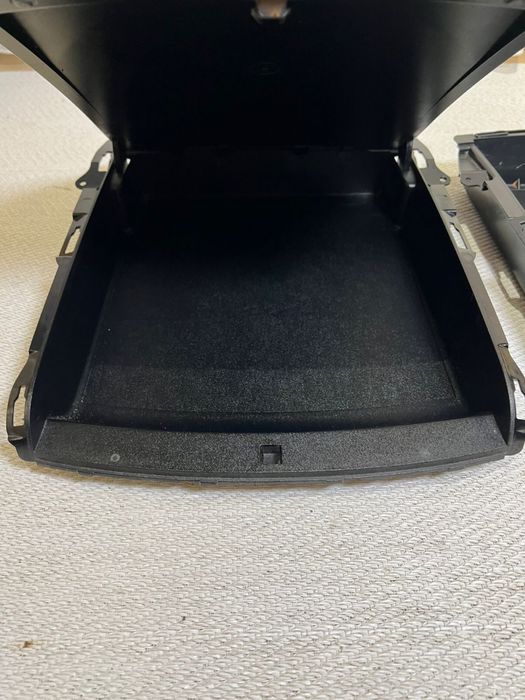 Mersedes sprinter 906 верхня полка бардачок консоль передньої панелі