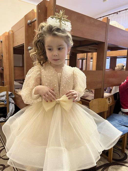 Дитяча сукня нарядна на всвято