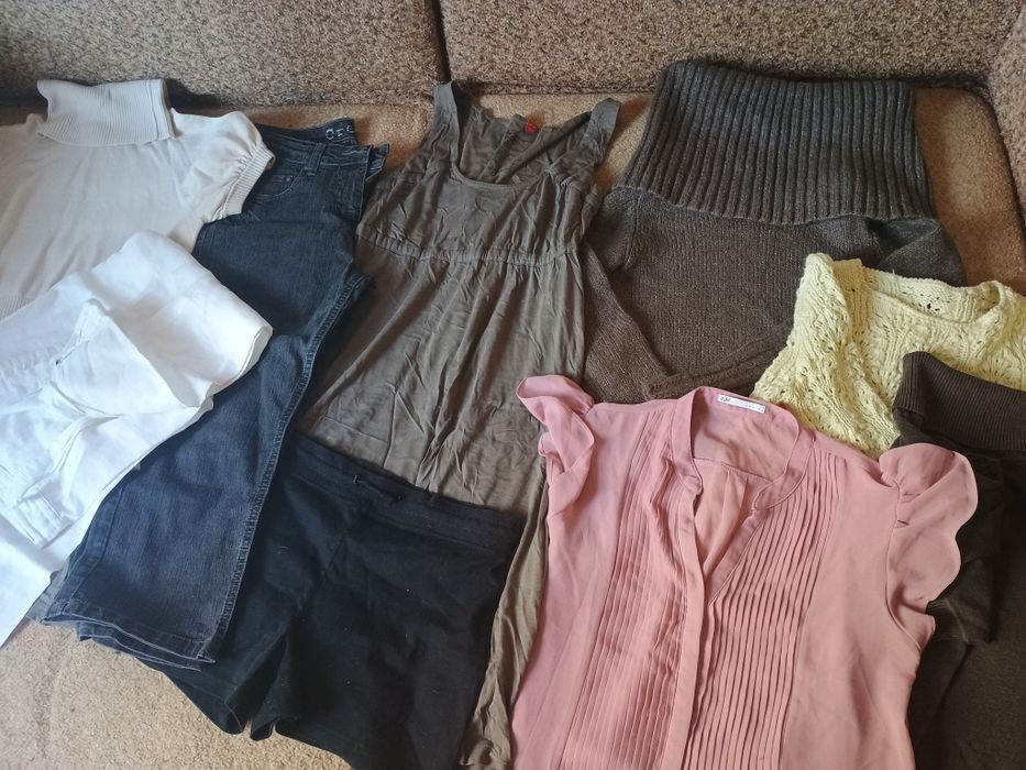 Великий пакет речей. Розмір М, сорочки, брюки, светр