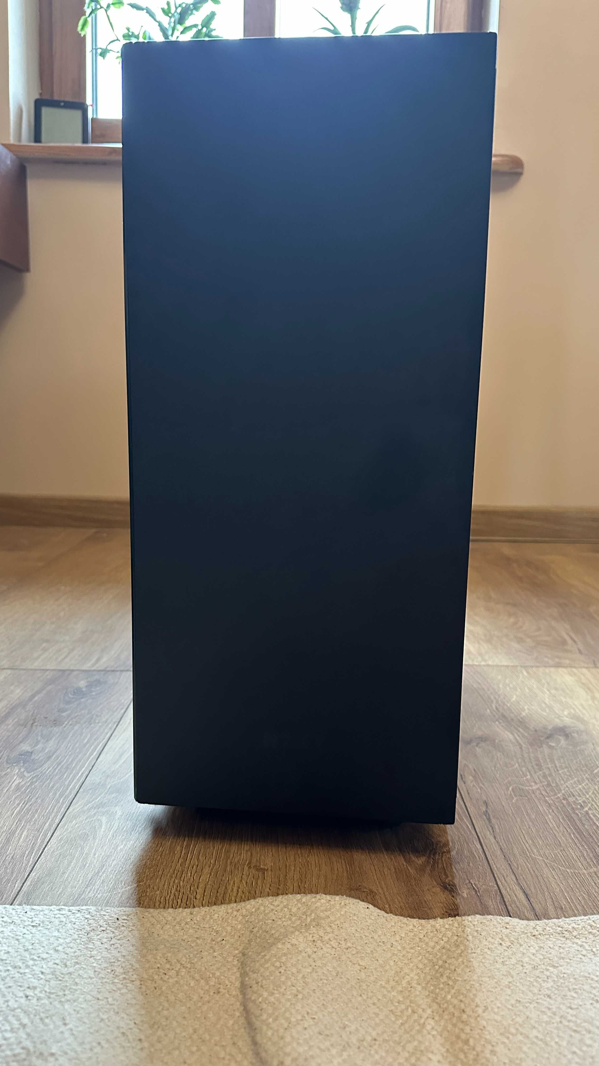 Komputer i7 9700k Z390-E GAMING RX 6600 32GB RAM WINDOWS 11
