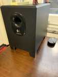 Logitech Colunas x-210