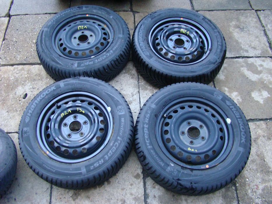 b21 5x114,3 Hyundai I30 Elantra ix20 6jx15 opony zima 195/65 czujniki