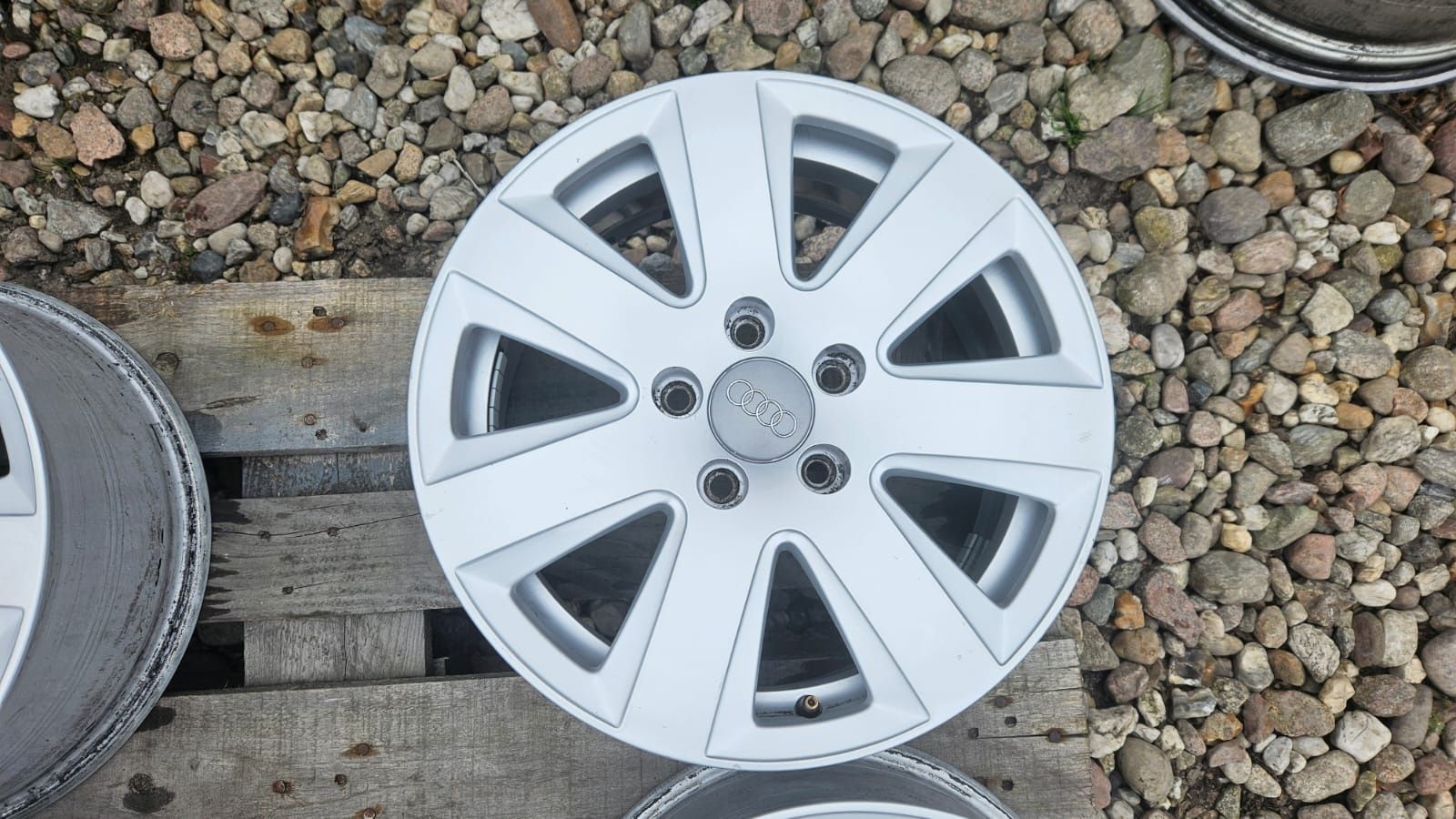 Felgi aluminiowe 16" 5x112 Audi