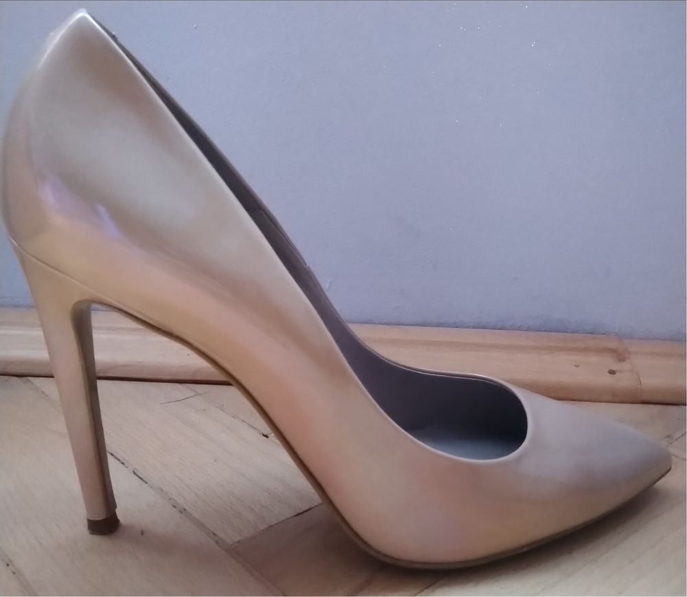 Buty eleganckie szpilki ślub wesele Komunia holo nude pink Gino Rossi