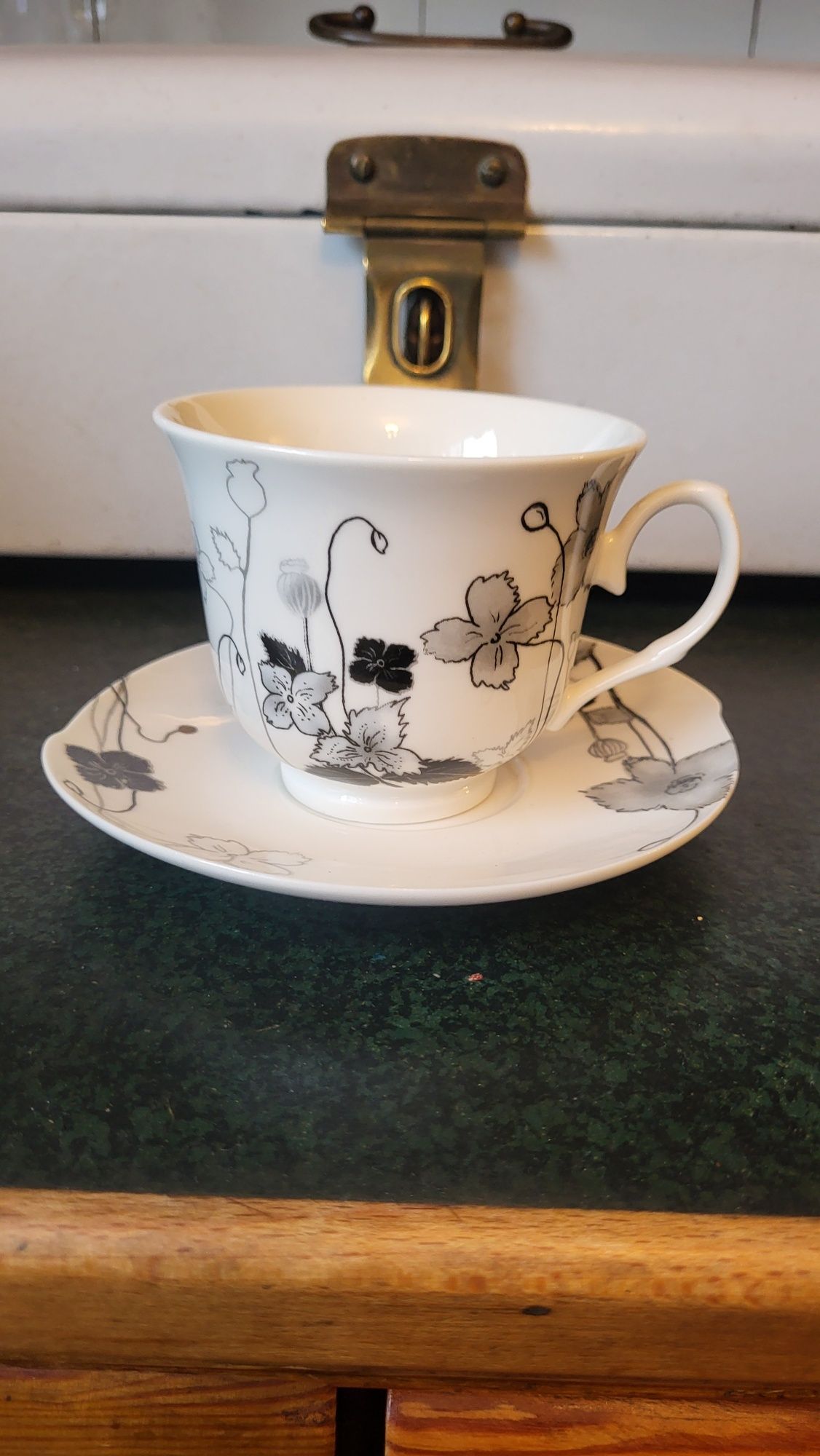 Filiżanka ze spodkiem porcelana Bellissima