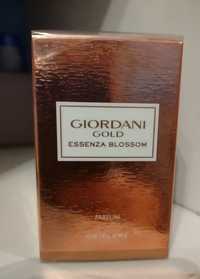 Perfumy Giordani Gold Essenza Bloosom