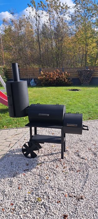 Grilo wędzarnia grill ogrodowy