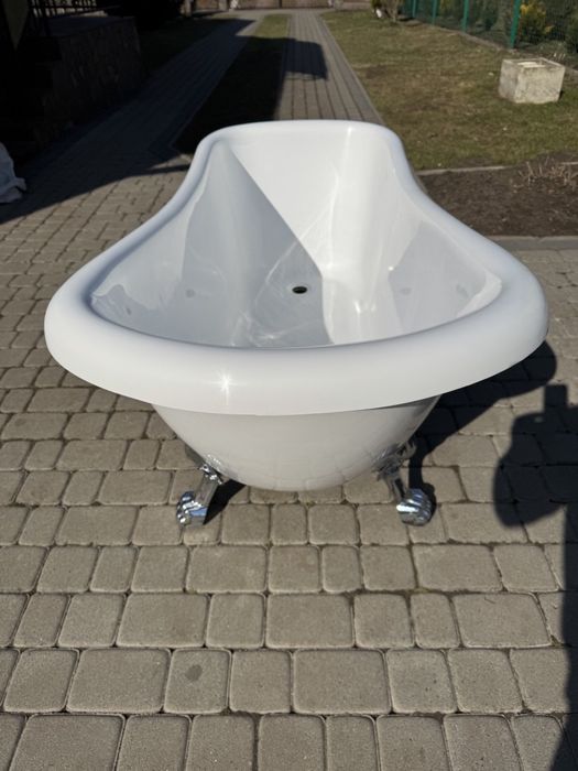 Оренда продаж  ванна на левових лапах 152 см (00165+) фотозона