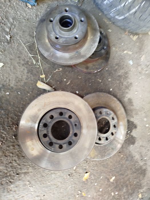 Тормозные диски комплект