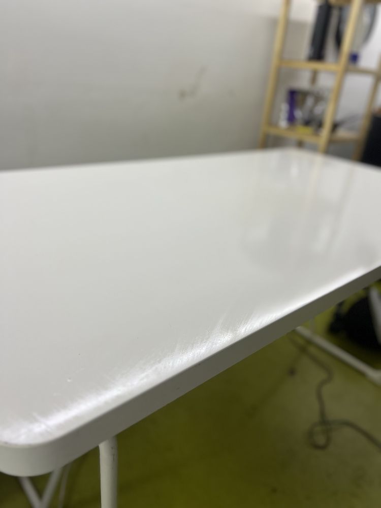 Mesa secretaria branca em madeira
