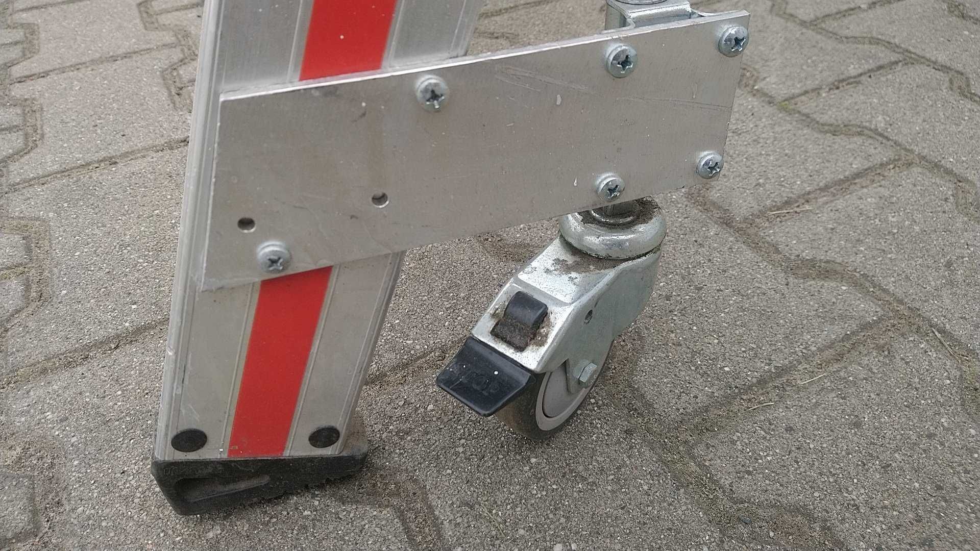 HYMER Drabina Platformowa z poręczą na kołach podest 1,18m wys.
