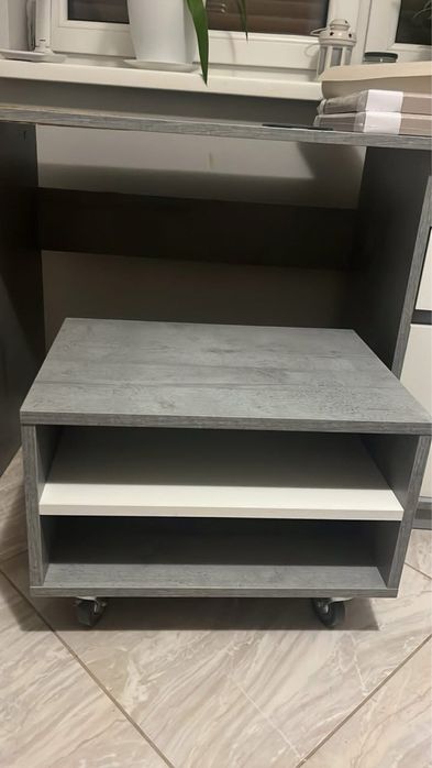 Stolik szafka na kolkach barek podnozek jysk beton