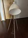Lampa podlogowa stojaca