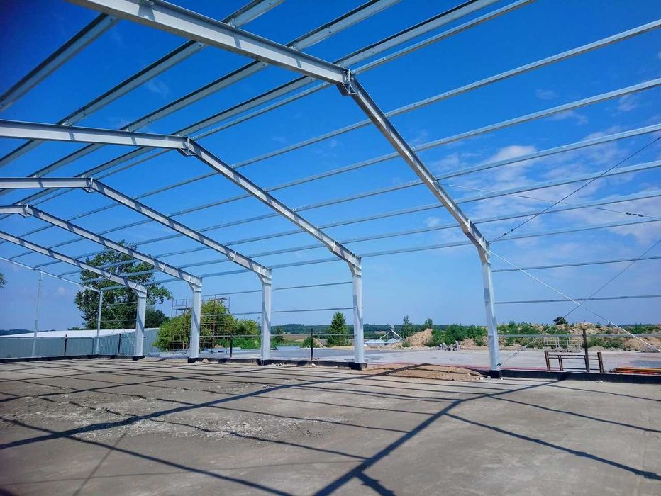 konstrukcja stalowa hali 20x35x5 hala wiata bindry ramy