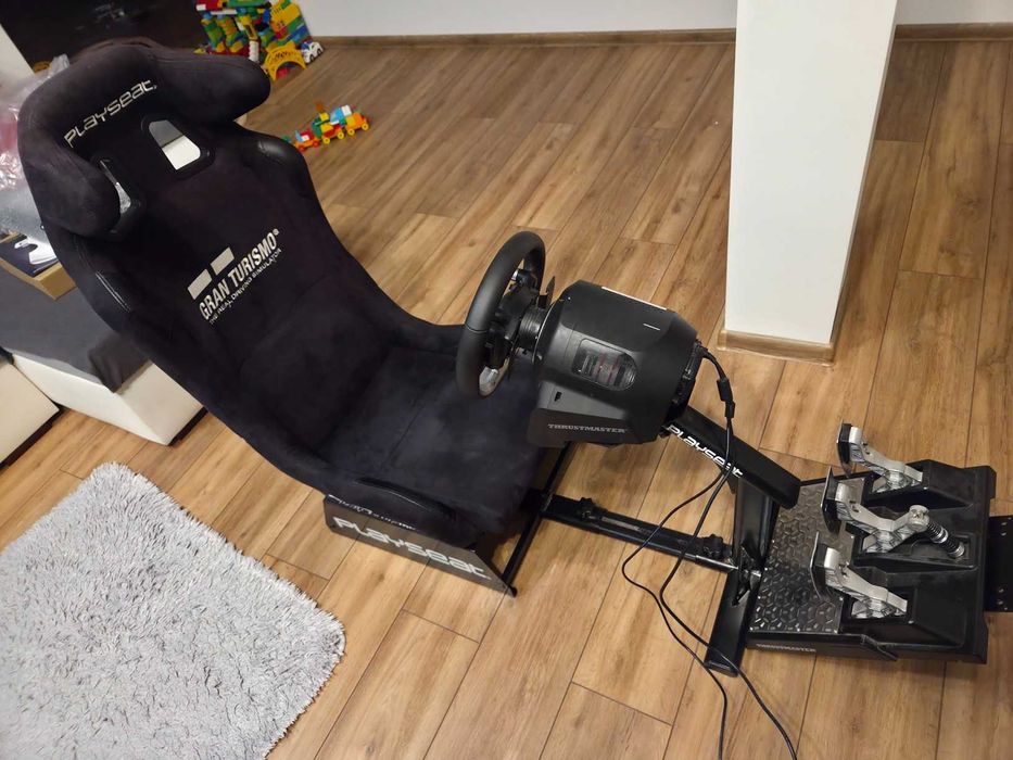 Fotel kokpit simracing do wyścigów Playseat evolution alcantara czarny