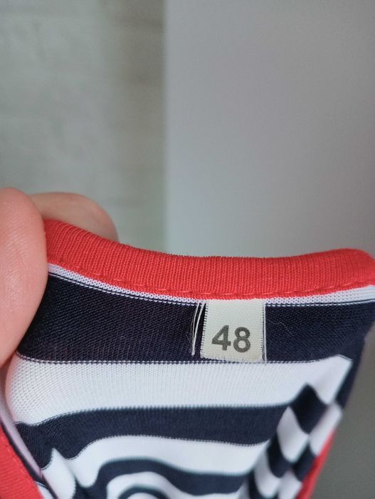 Letnia damska sukienka na ramiączkach biało-granatowa 48/4XL/20