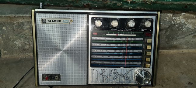 Radio antigo marca silver
