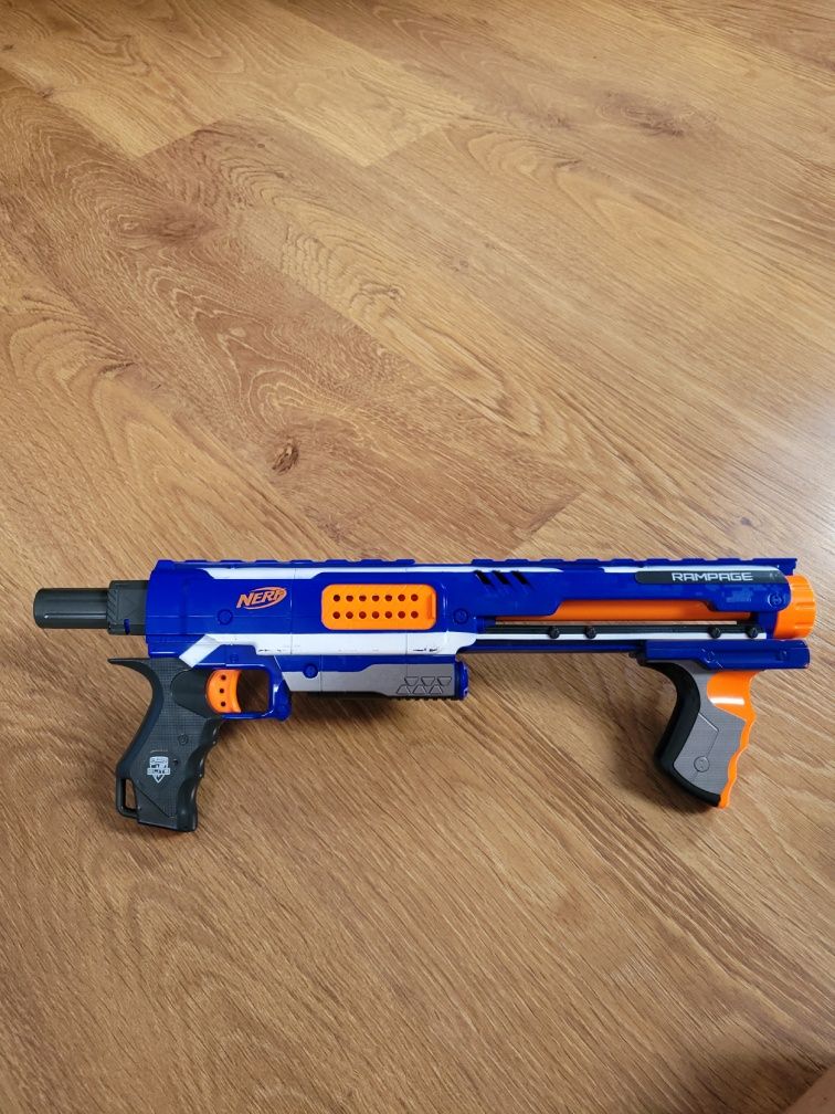Pistolet Nerf N-strike Elite Rampage