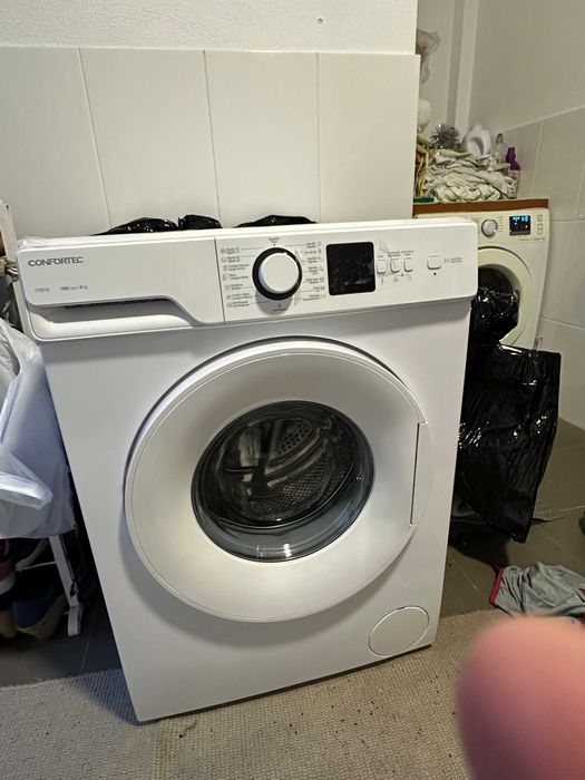 CONFORTEC - Máquina Lavar Roupa 8Kg CF8010L