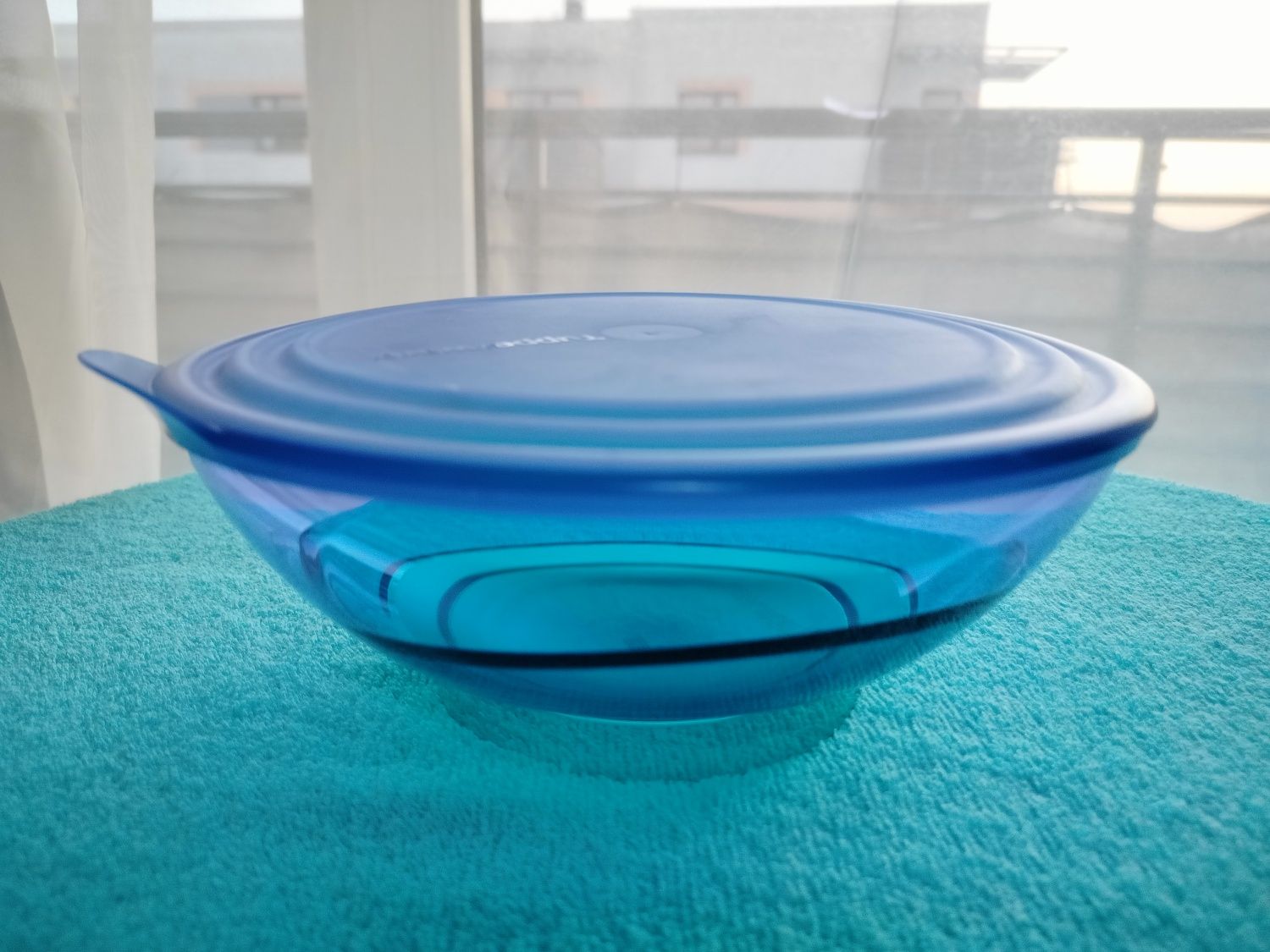 Pojemnik elegancja salaterka półmisek Tupperware 1,5 litra