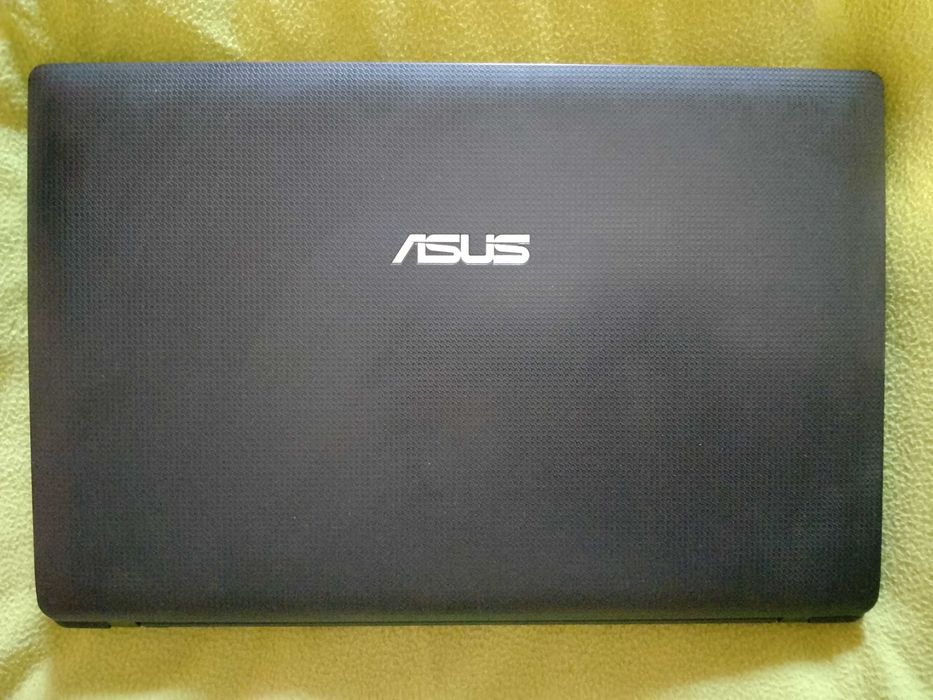 Ноутбук ASUS Х54С 6 Гб ОЗУ, SSD 120 Гб и HDD 500 Гб